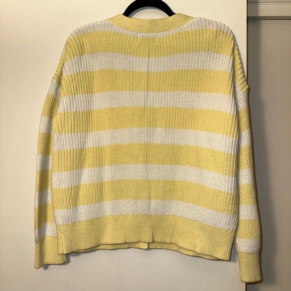 Old Navy Women’s Large Chunky Knit Cardigan Sweater White Butter Yellow Stripe - Picture 5 of 9
